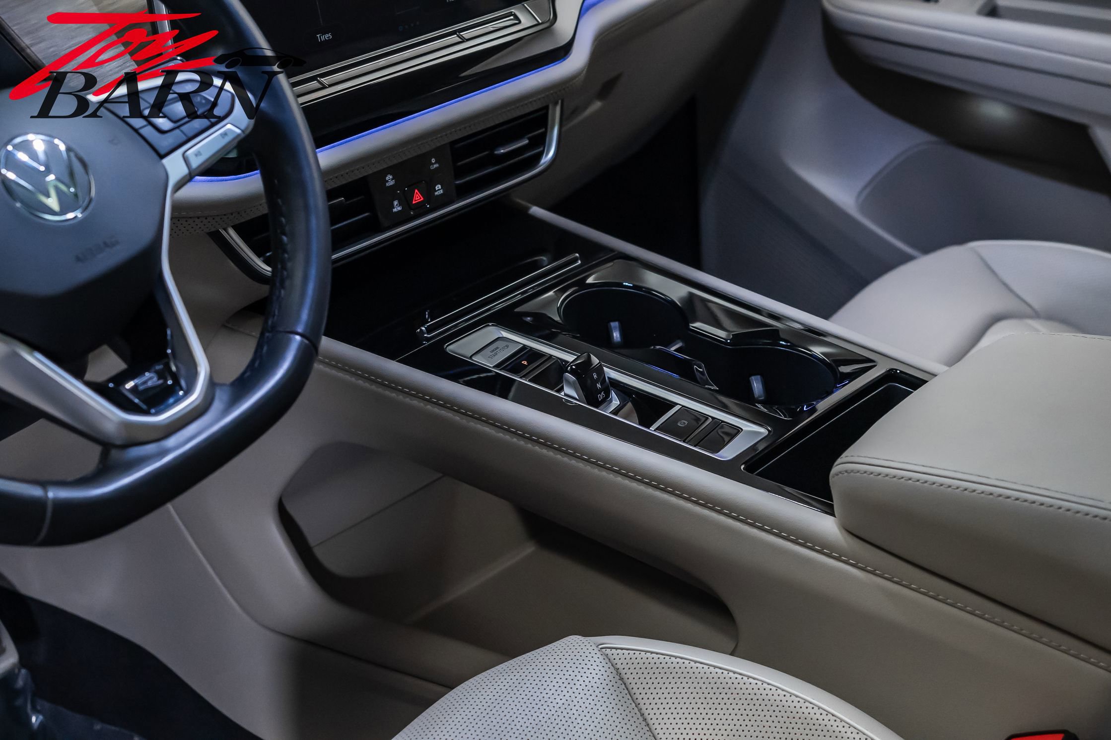 Used 2024 Volkswagen Atlas SEL Premium R-Line image 28