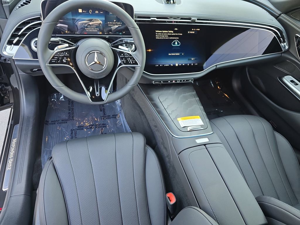 New 2026 Mercedes-Benz E 350 4MATIC Sedan image 16