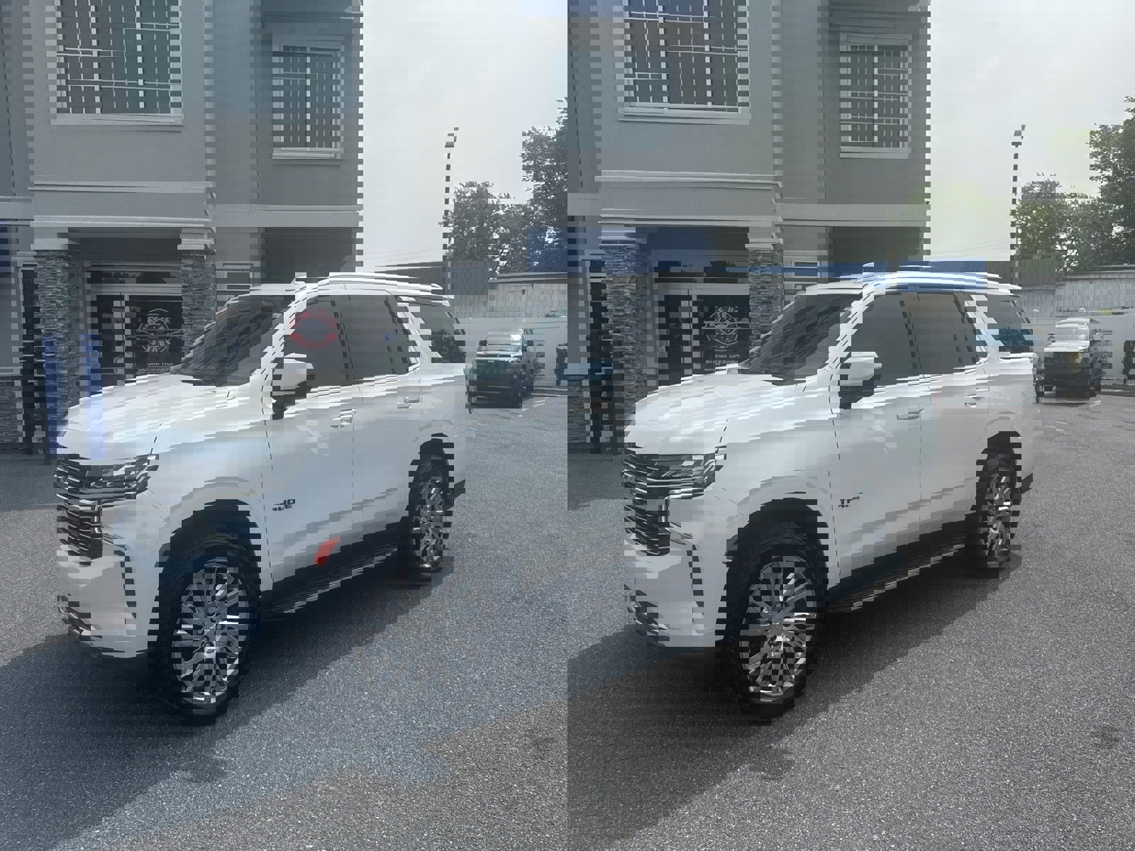 Used 2021 Chevrolet Tahoe LT w/ Rear Media and Nav Package image 2