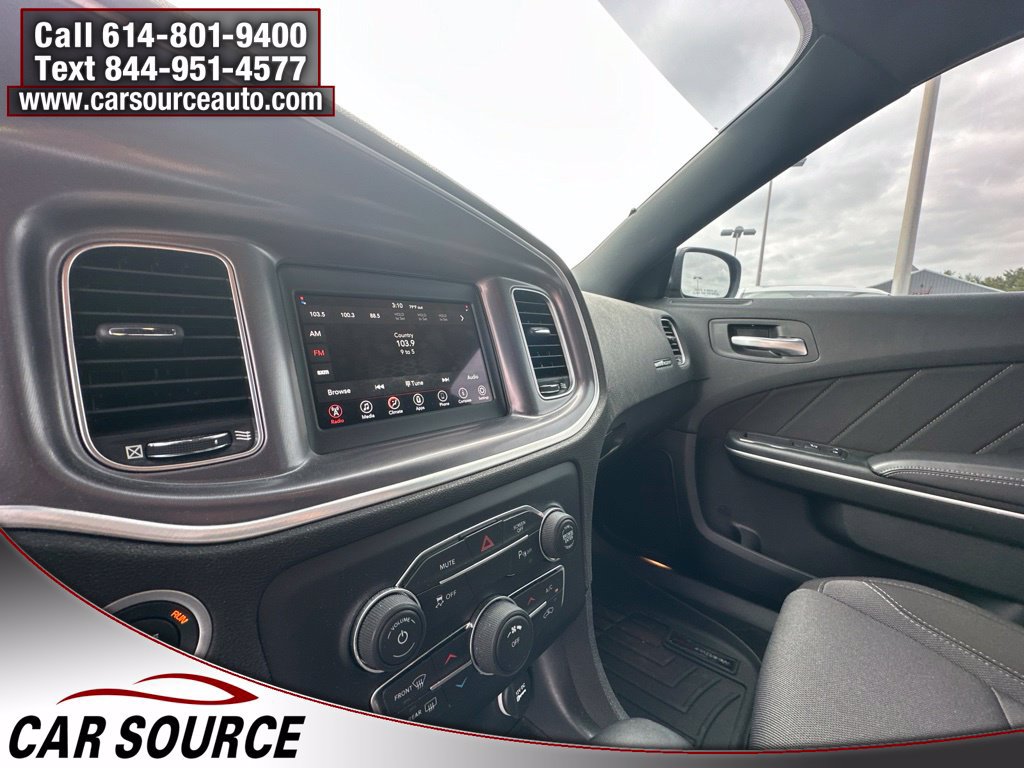 Used 2020 Dodge Charger SXT RWD image 16