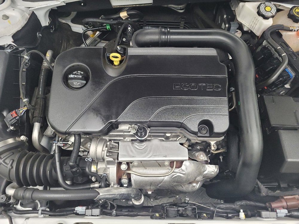 Used 2024 Chevrolet Malibu LT image 30