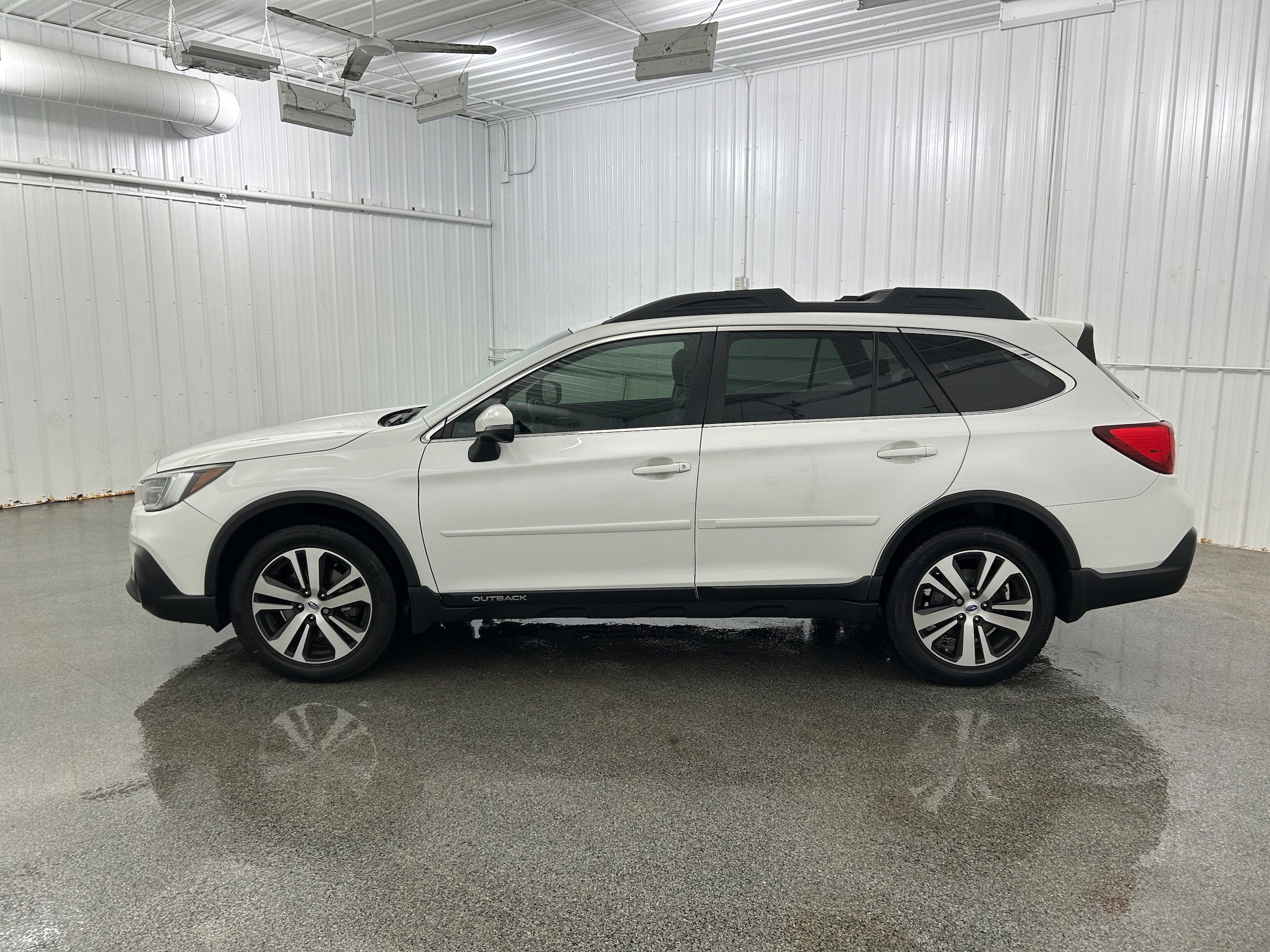 Used 2019 Subaru Outback 3.6R Limited w/ Protection Package #1 AWD/4WD image 21