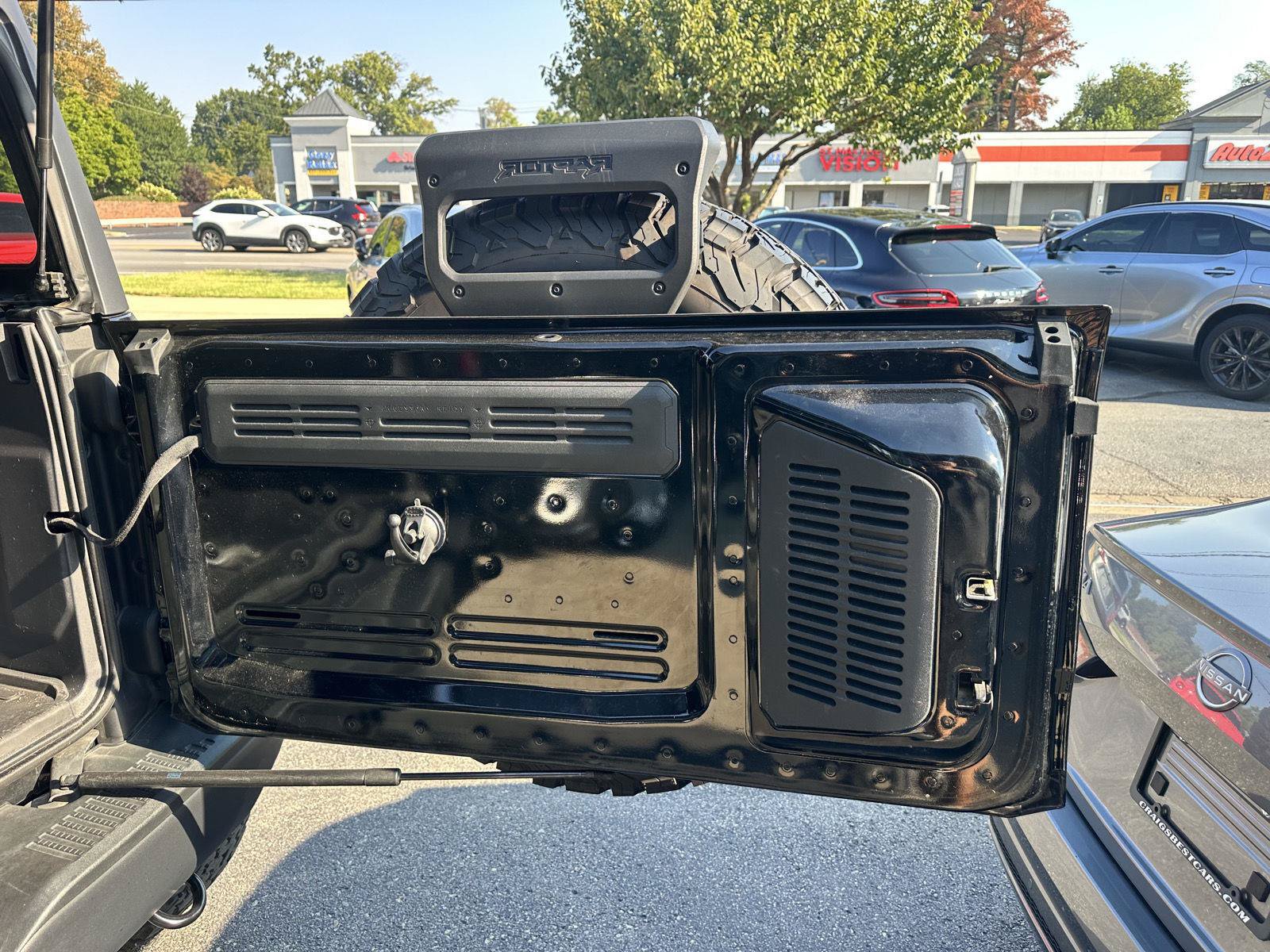 Used 2024 Ford Bronco Raptor AWD/4WD image 17