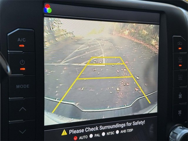 Used 2017 Chevrolet Silverado 1500 High Country image 14