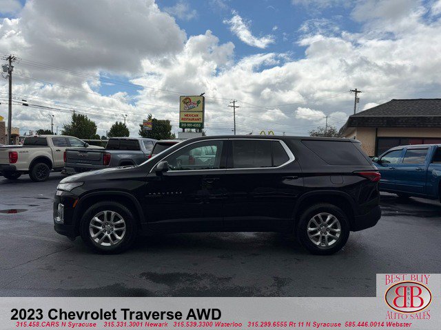 Used 2023 Chevrolet Traverse LS w/ LPO, Cargo Package AWD/4WD image 4