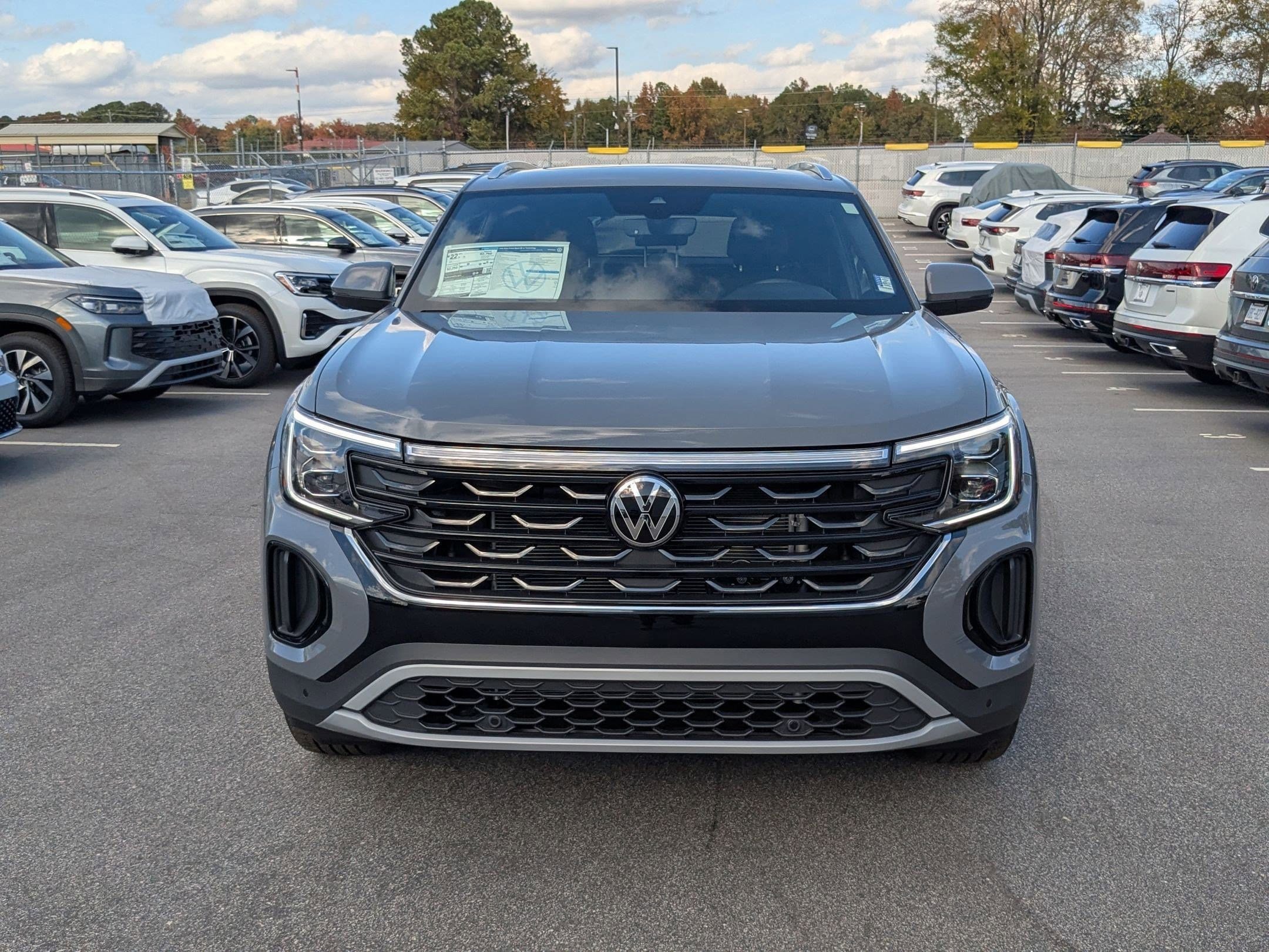 New 2026 Volkswagen Atlas Cross Sport SE image 8