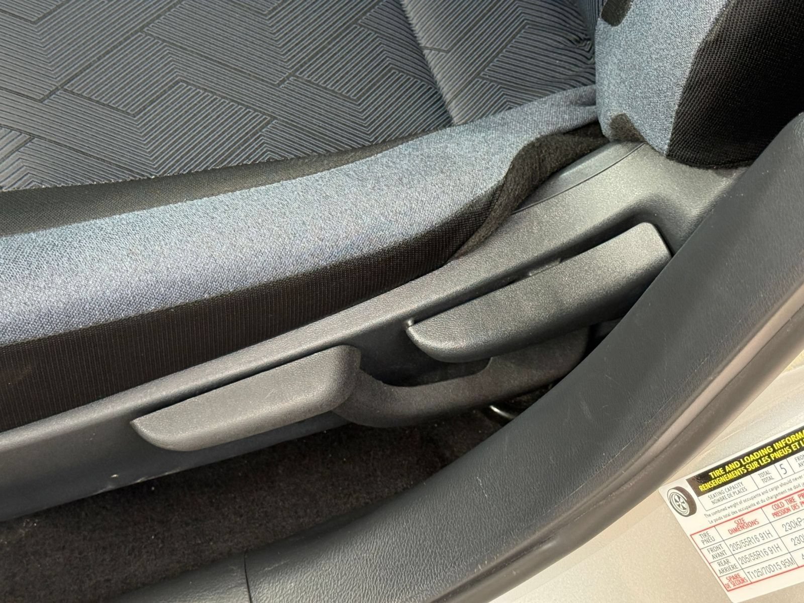 Used 2025 Nissan Versa SV FWD image 22