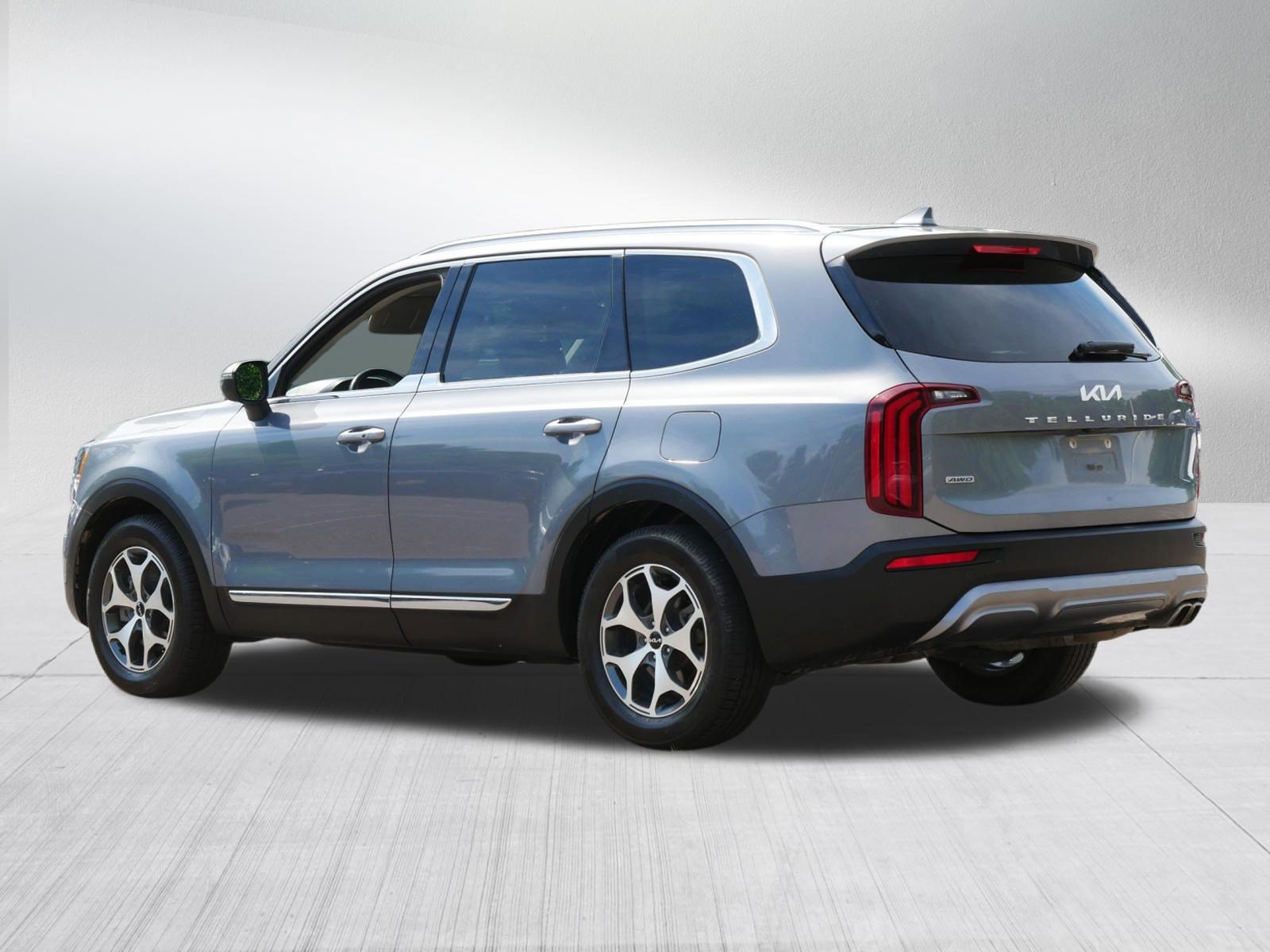 Used 2022 Kia Telluride EX AWD/4WD image 5