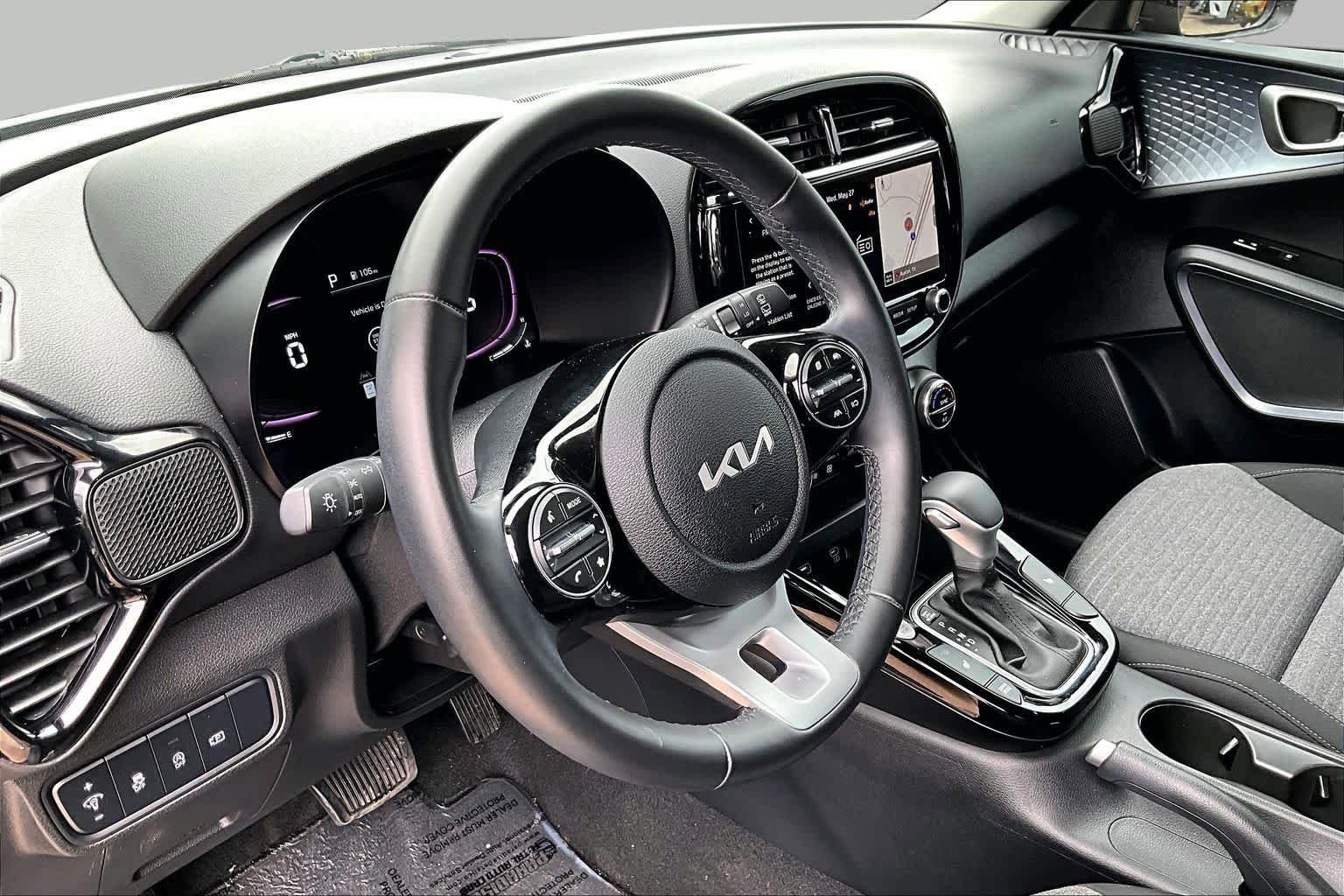 Used 2023 Kia Soul EX FWD image 18