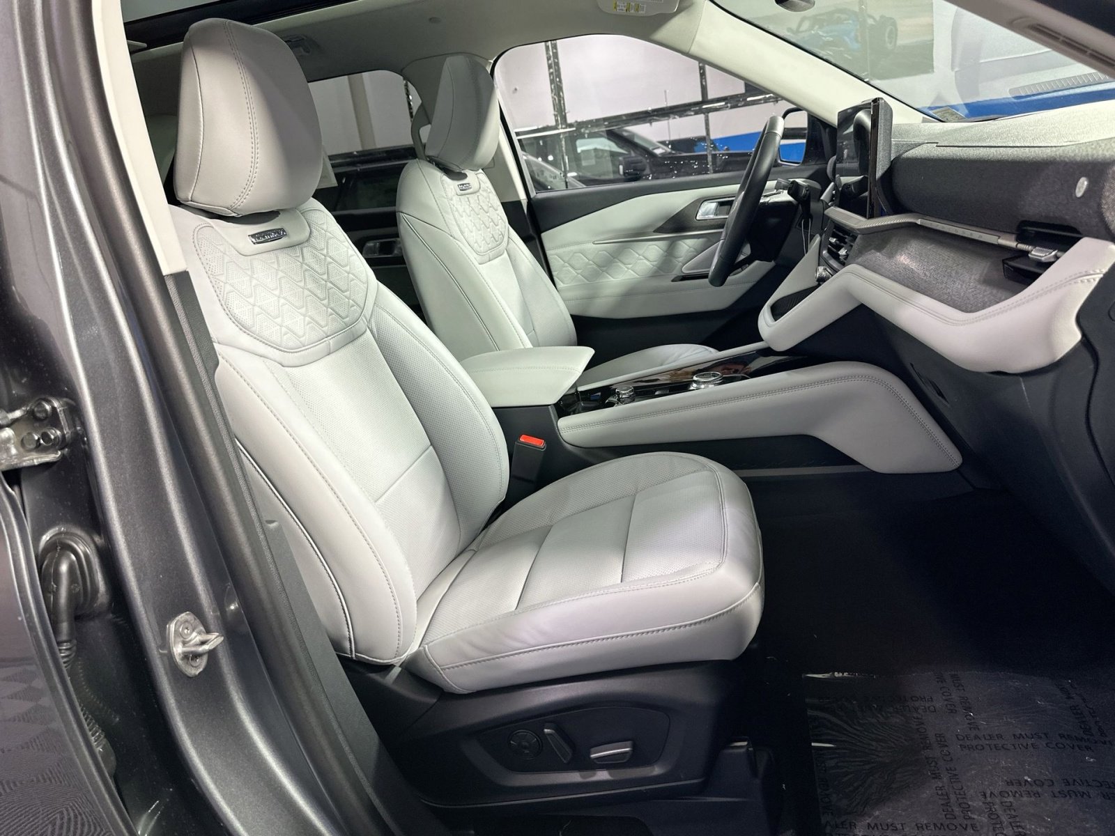 New 2026 Ford Explorer Platinum w/ LUX Leather Package image 35