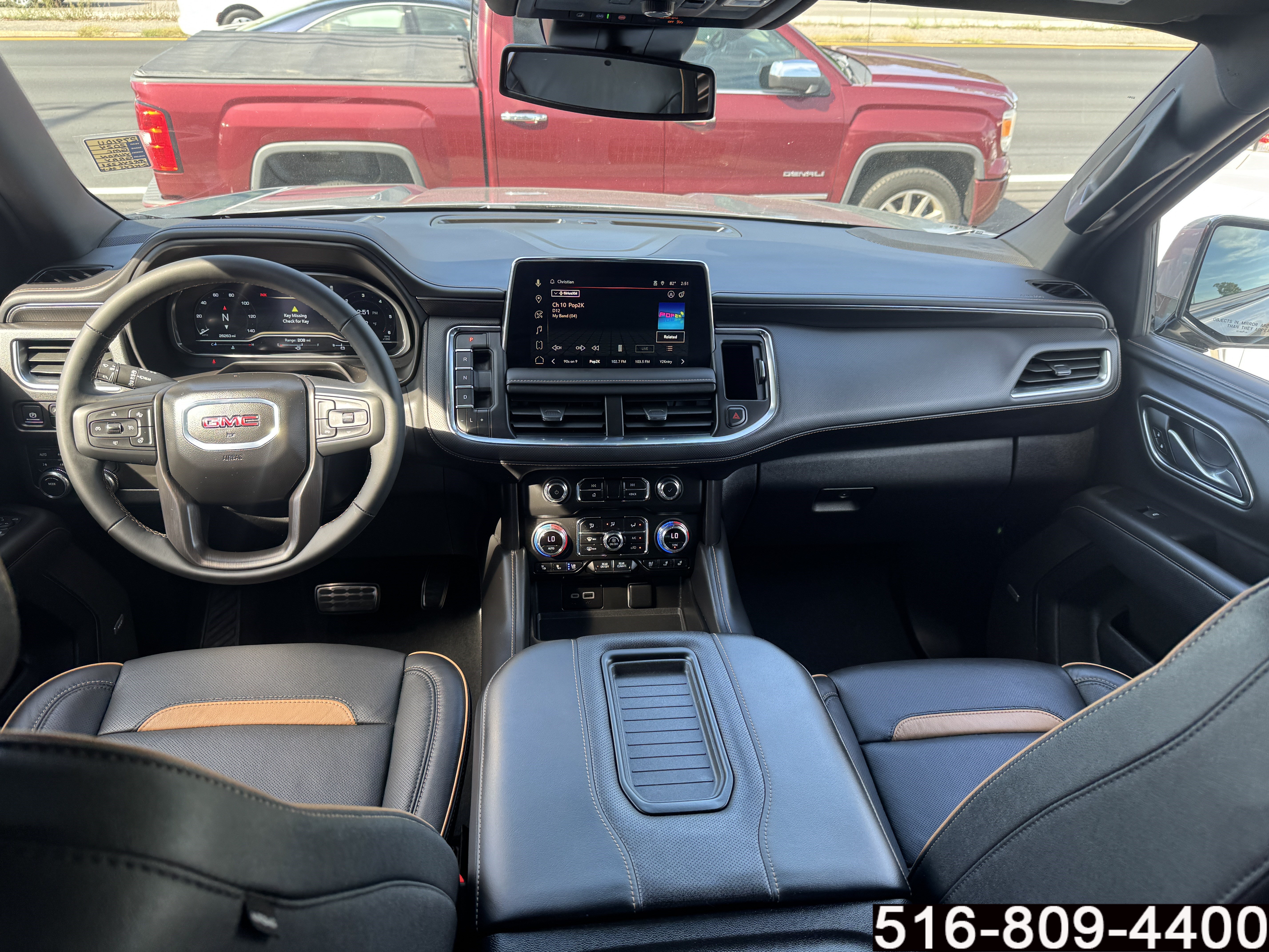Used 2024 GMC Yukon AT4 AWD/4WD image 11