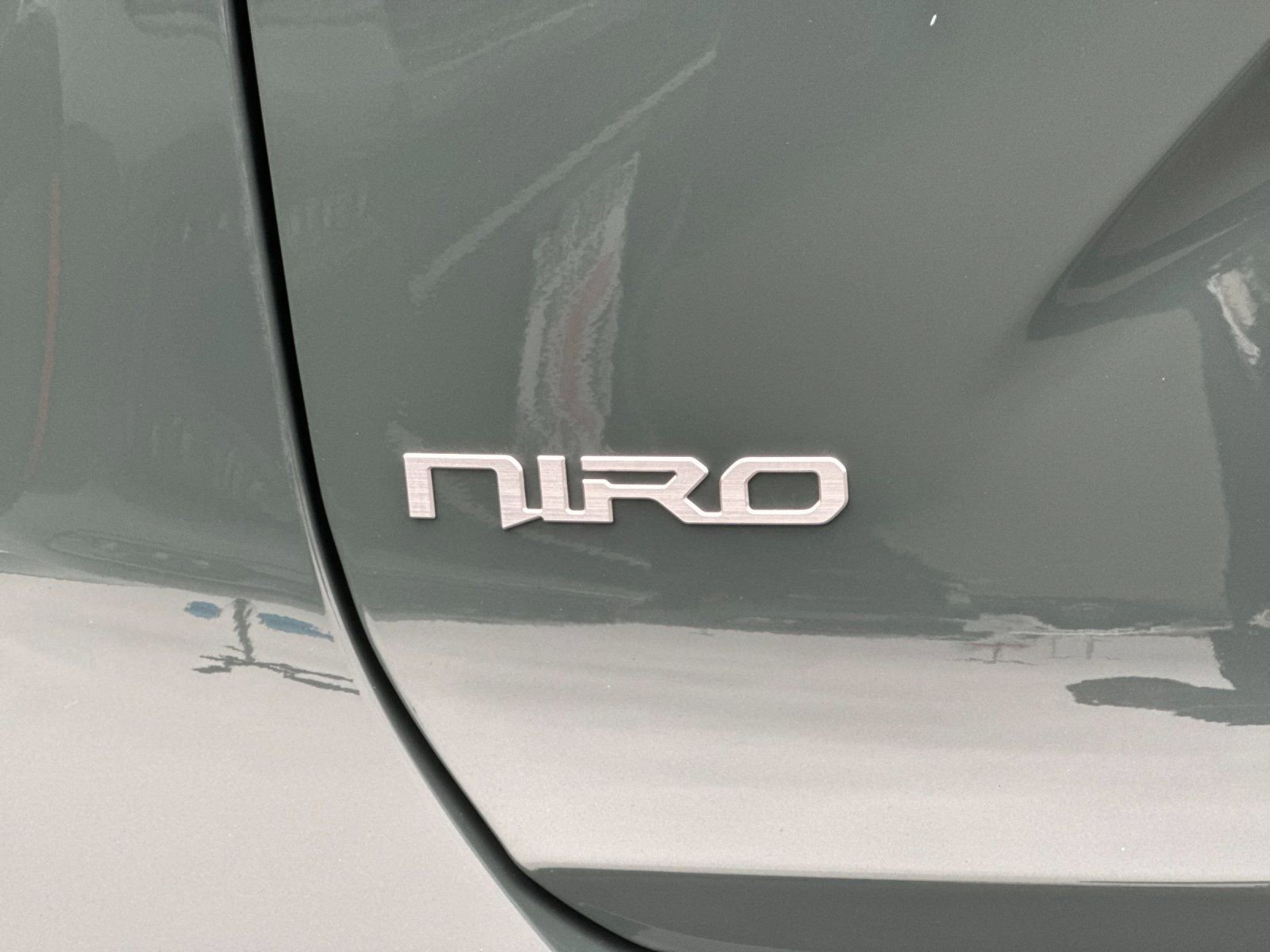 Used 2025 Kia Niro Wind image 27