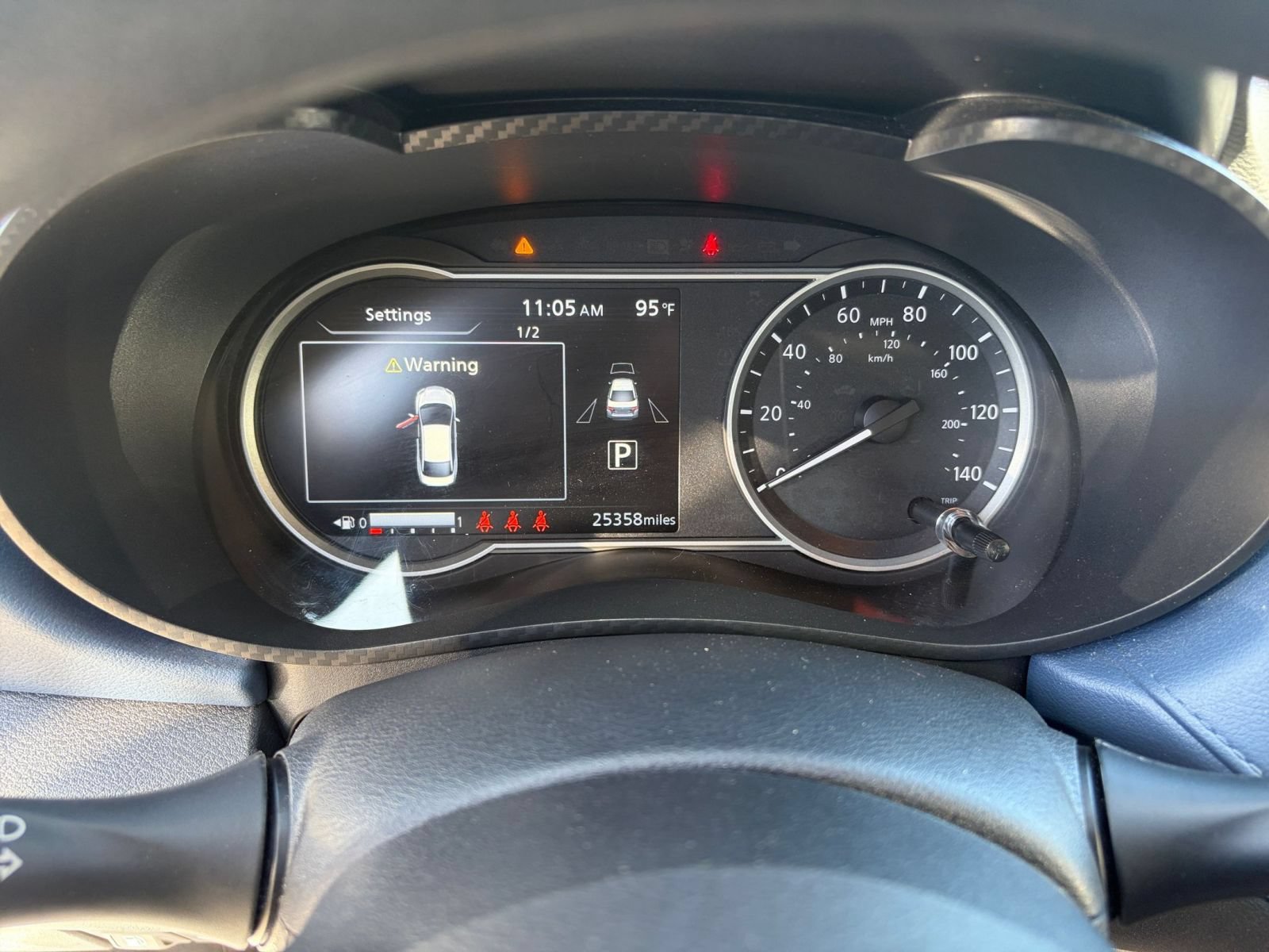 Used 2025 Nissan Versa SV FWD image 38