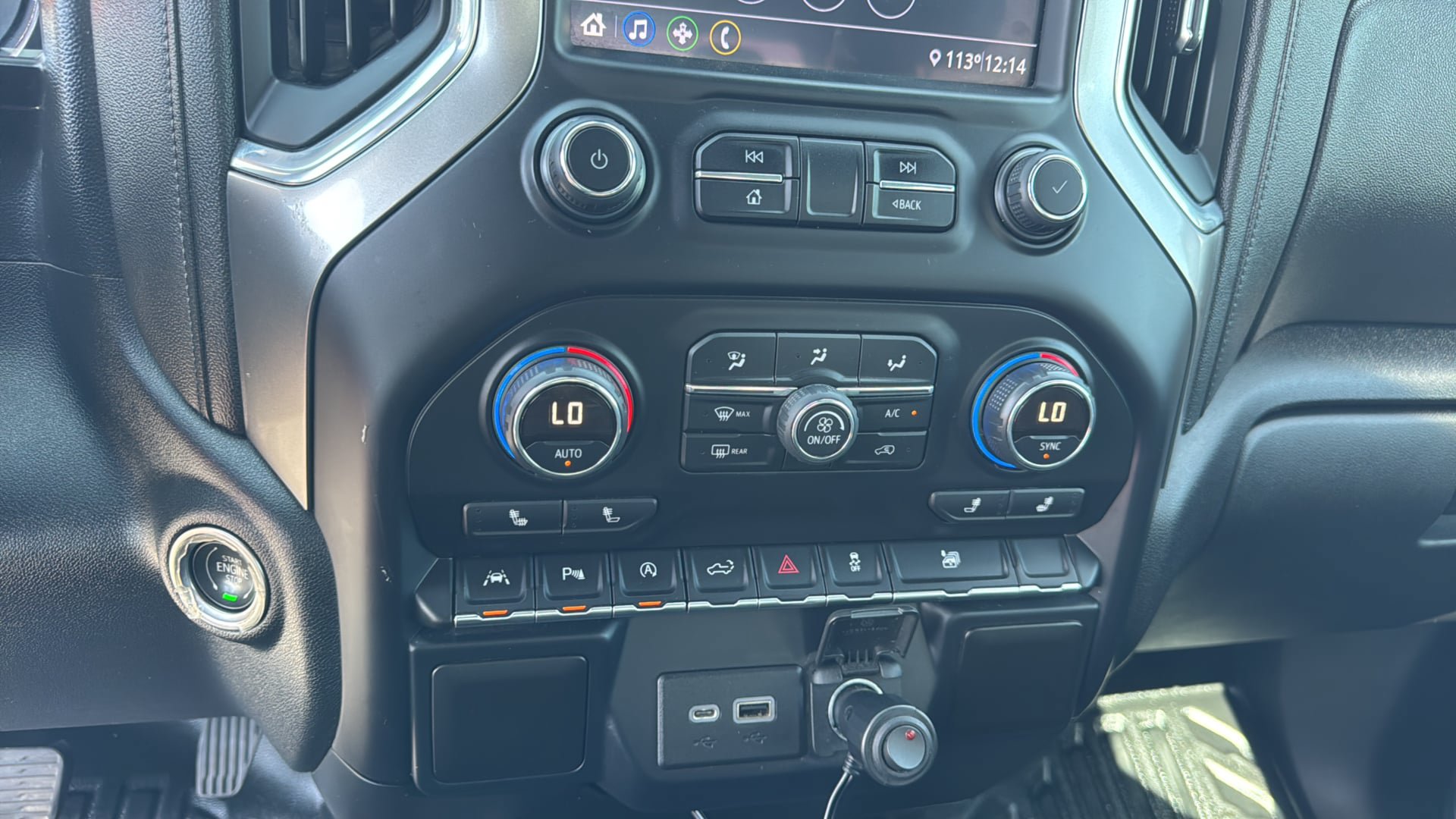Used 2019 Chevrolet Silverado 1500 LT w/ Convenience Package AWD/4WD image 28