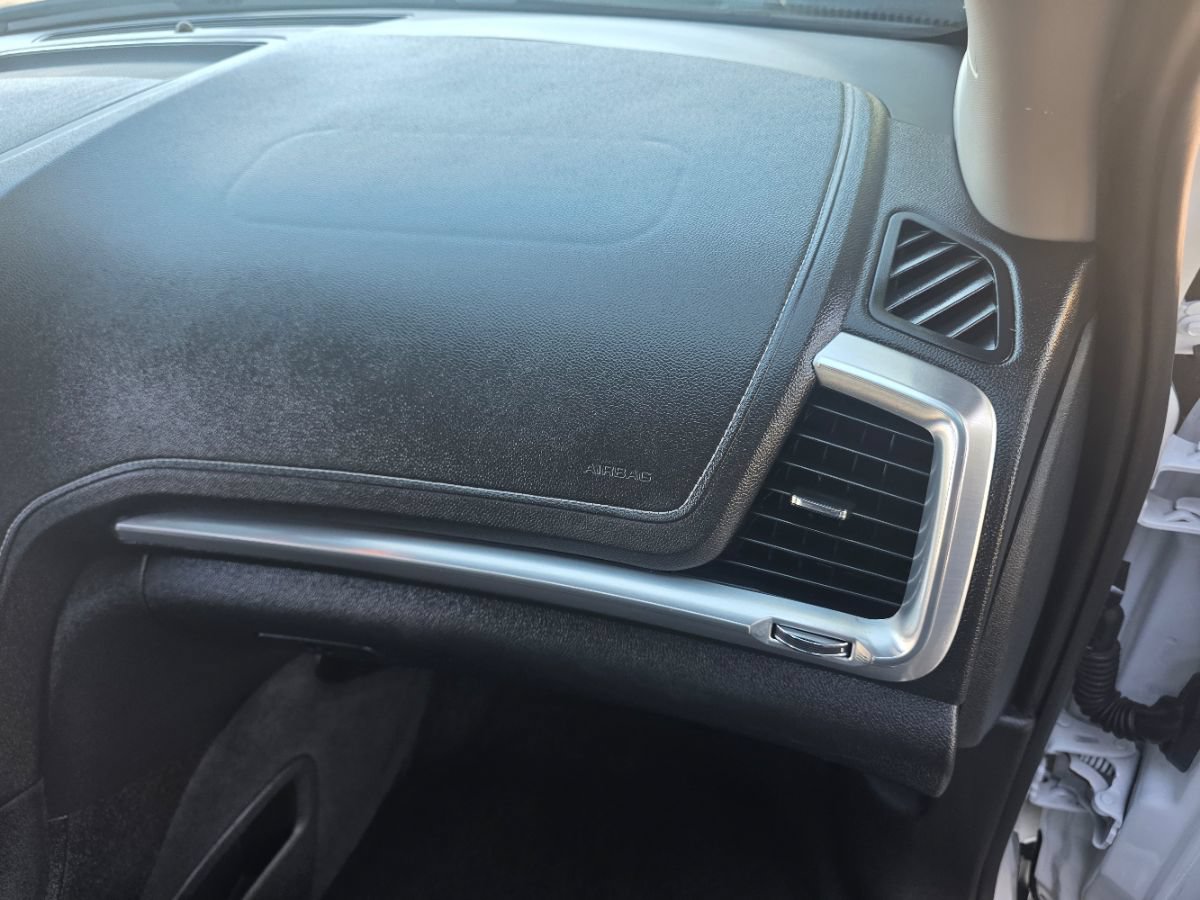 Used 2017 GMC Acadia Limited SLT FWD image 30
