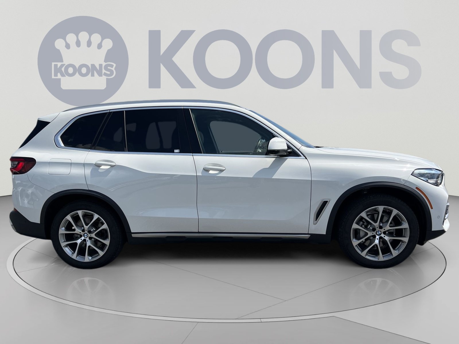 Used 2023 BMW X5 xDrive40i w/ Premium Package AWD/4WD image 8