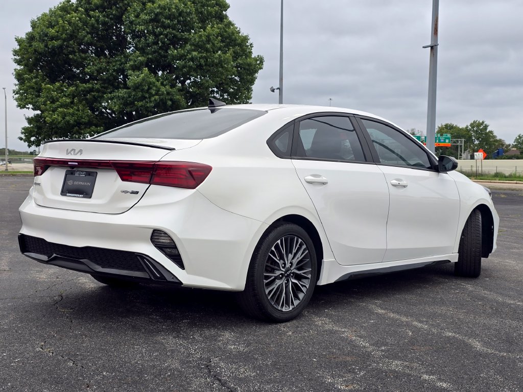 Used 2023 Kia Forte GT-Line w/ GT-Line Premium Package FWD image 15