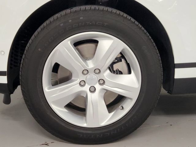 Used 2026 Land Rover Range Rover Velar S image 8