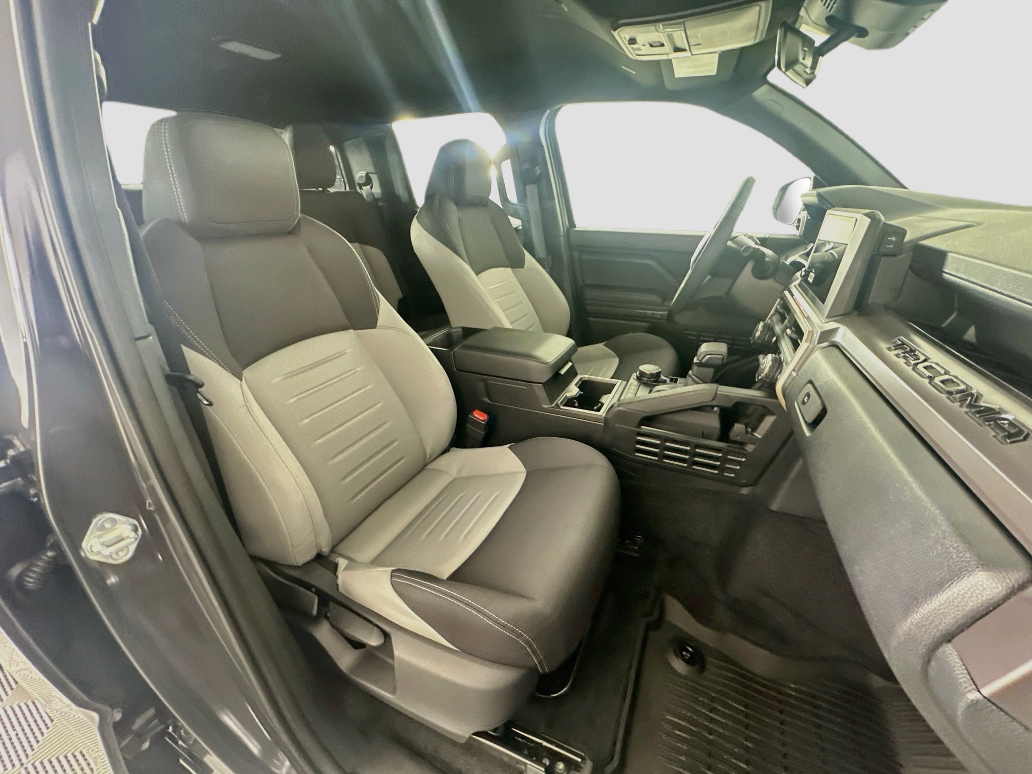Used 2026 Toyota Tacoma TRD Sport AWD/4WD image 30