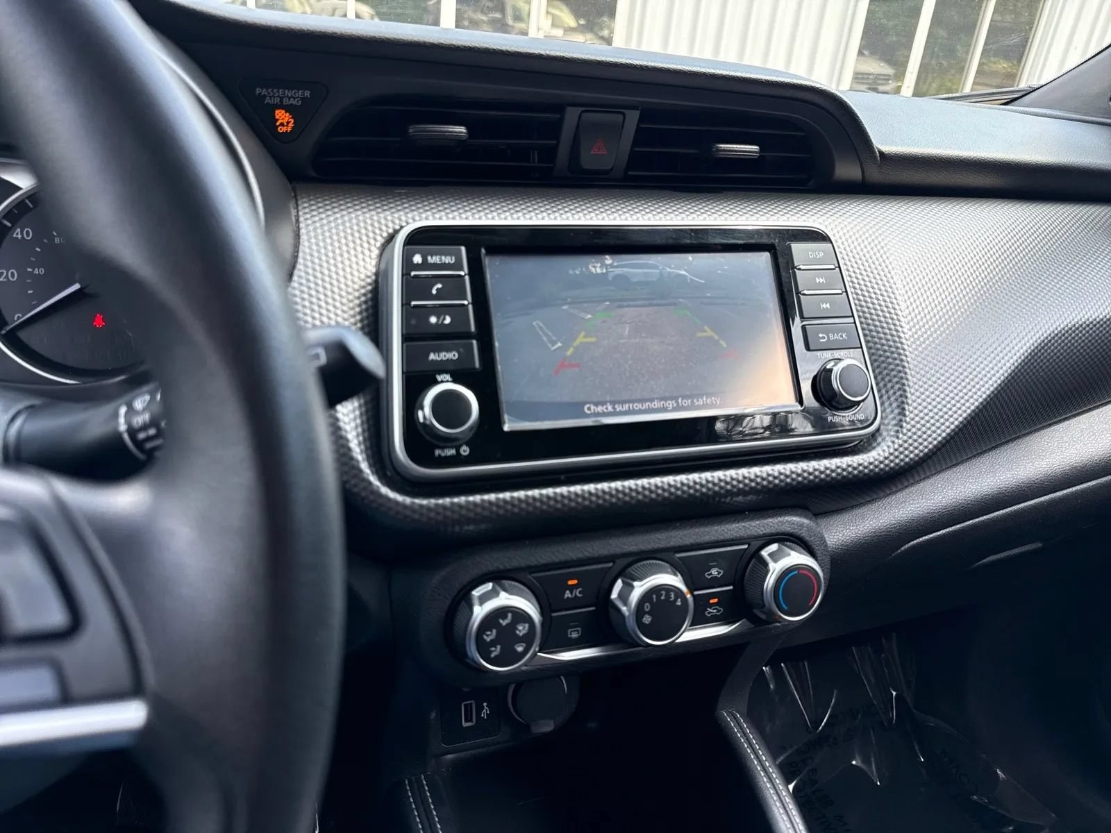 Used 2019 Nissan Kicks S FWD image 19