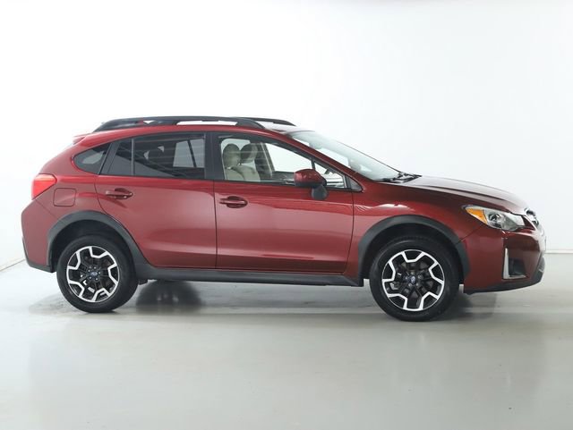 Used 2017 Subaru Crosstrek 2.0i Premium image 11