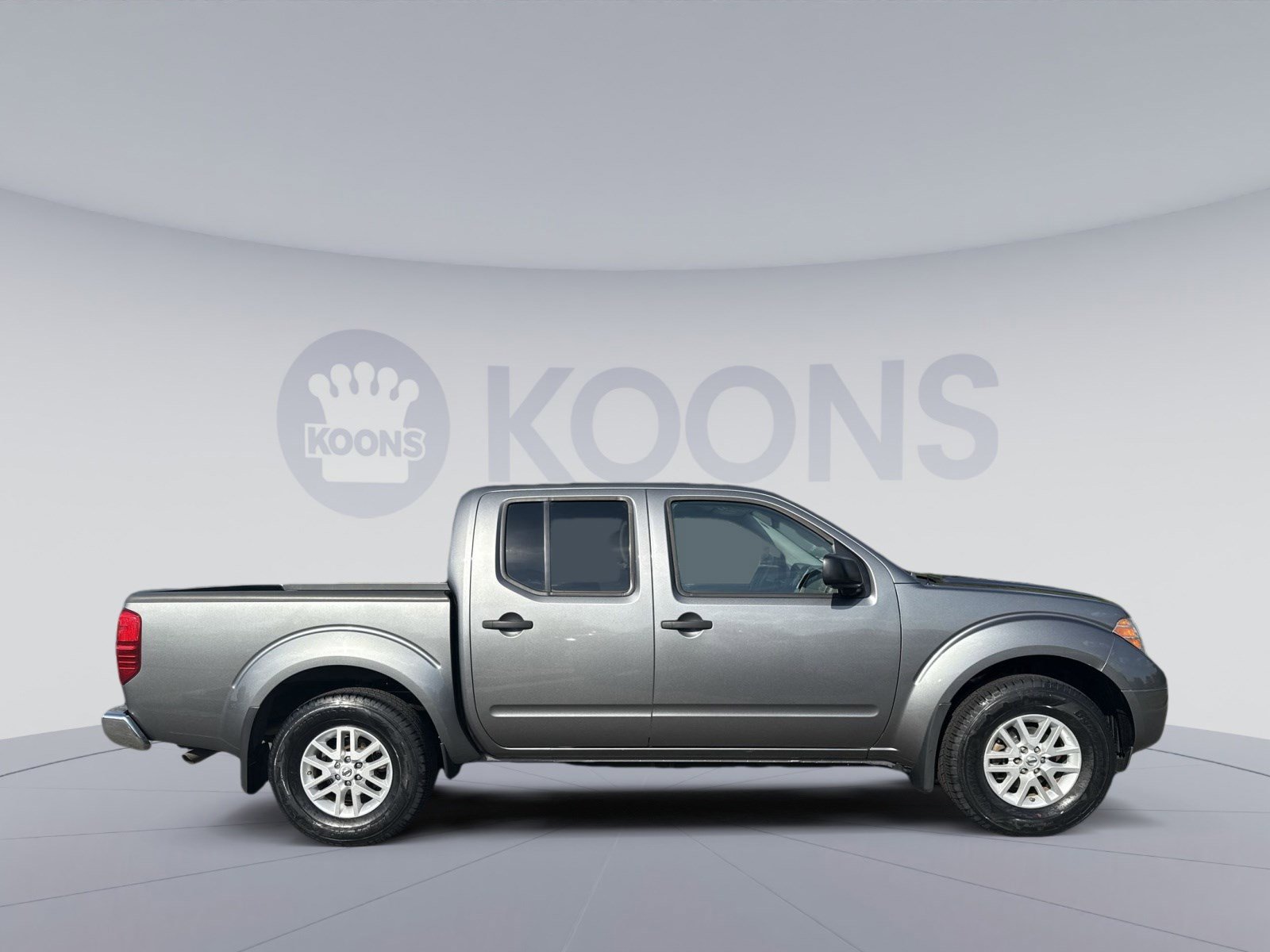 Used 2018 Nissan Frontier SV AWD/4WD image 8