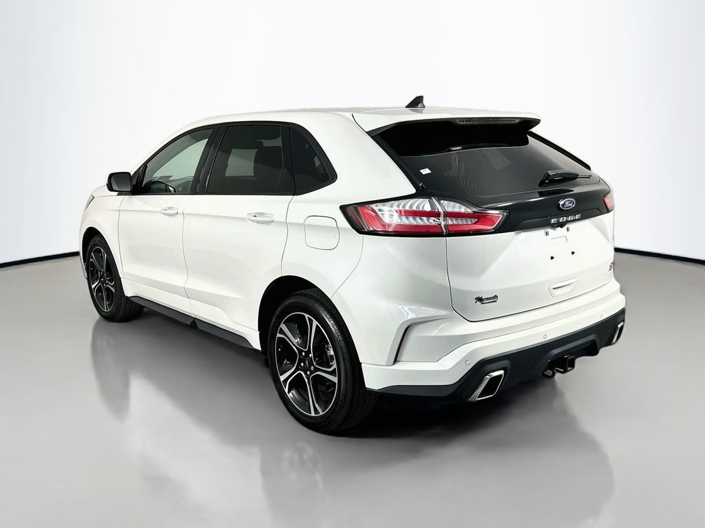 Used 2023 Ford Edge ST w/ Cargo Accessory Package AWD/4WD image 5
