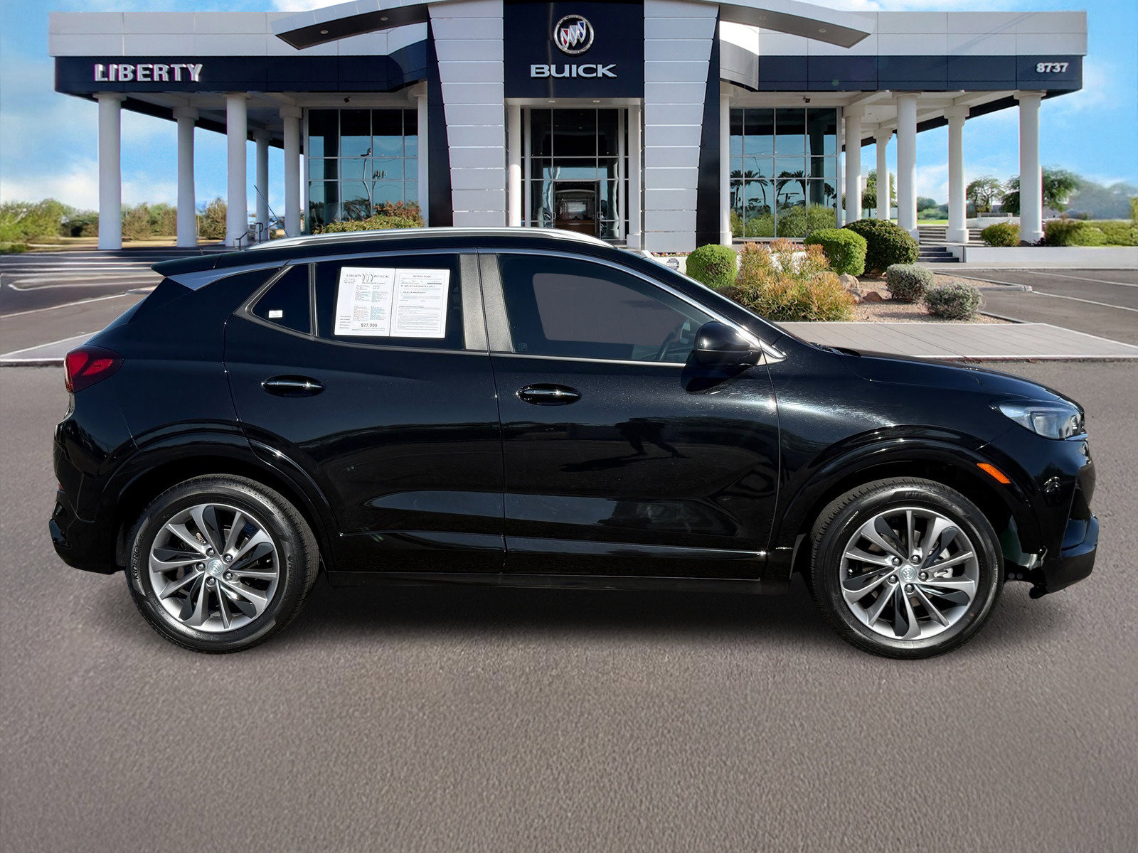 Used 2023 Buick Encore GX Select w/ Sport Touring Package image 2