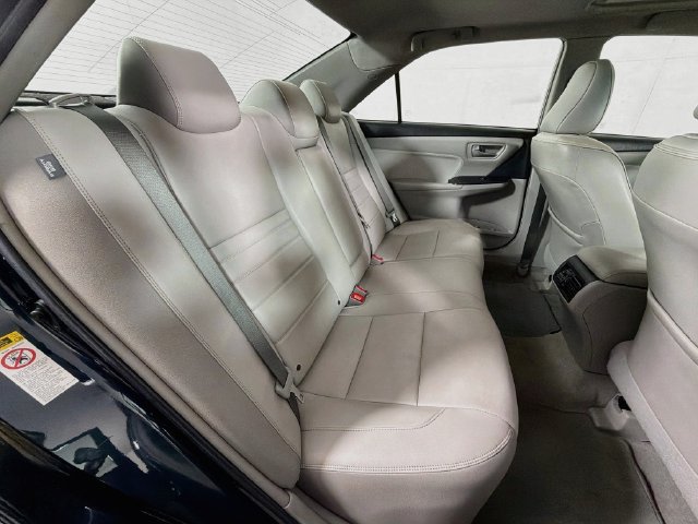 Used 2016 Toyota Camry XLE w/ Moonroof Package FWD image 33
