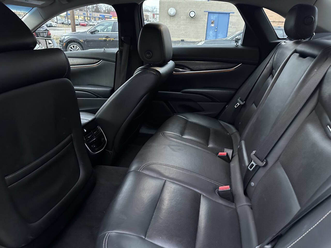 Used 2018 Cadillac XTS Luxury image 8