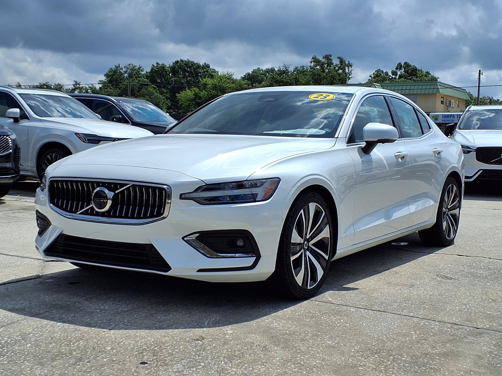 Certified 2023 Volvo S60 B5 Ultimate w/ Protection Package Premier FWD image 3