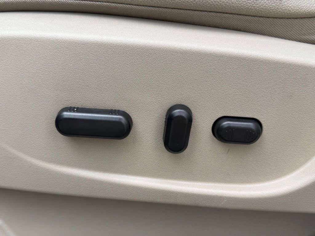 Used 2014 Ford Escape Titanium w/ Equipment Group 401A image 22