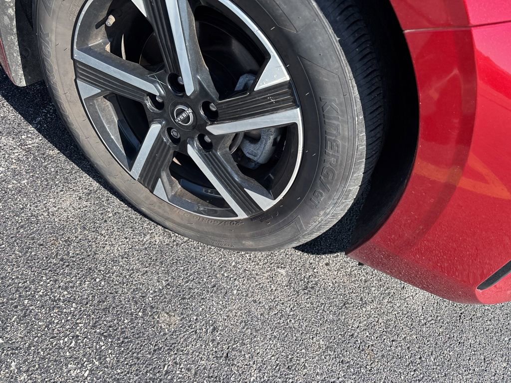 Certified 2024 Nissan Sentra SV FWD image 5