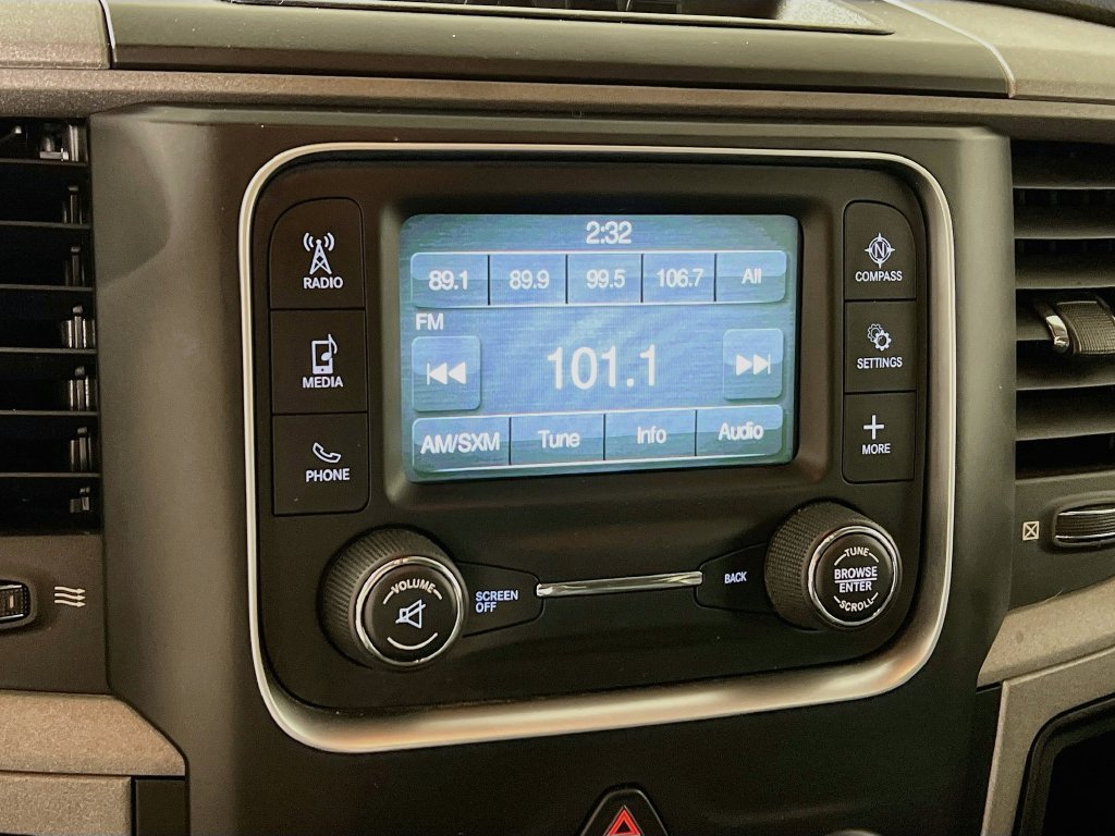 Used 2014 RAM 3500 Tradesman w/ Chrome Appearance Group RWD image 13