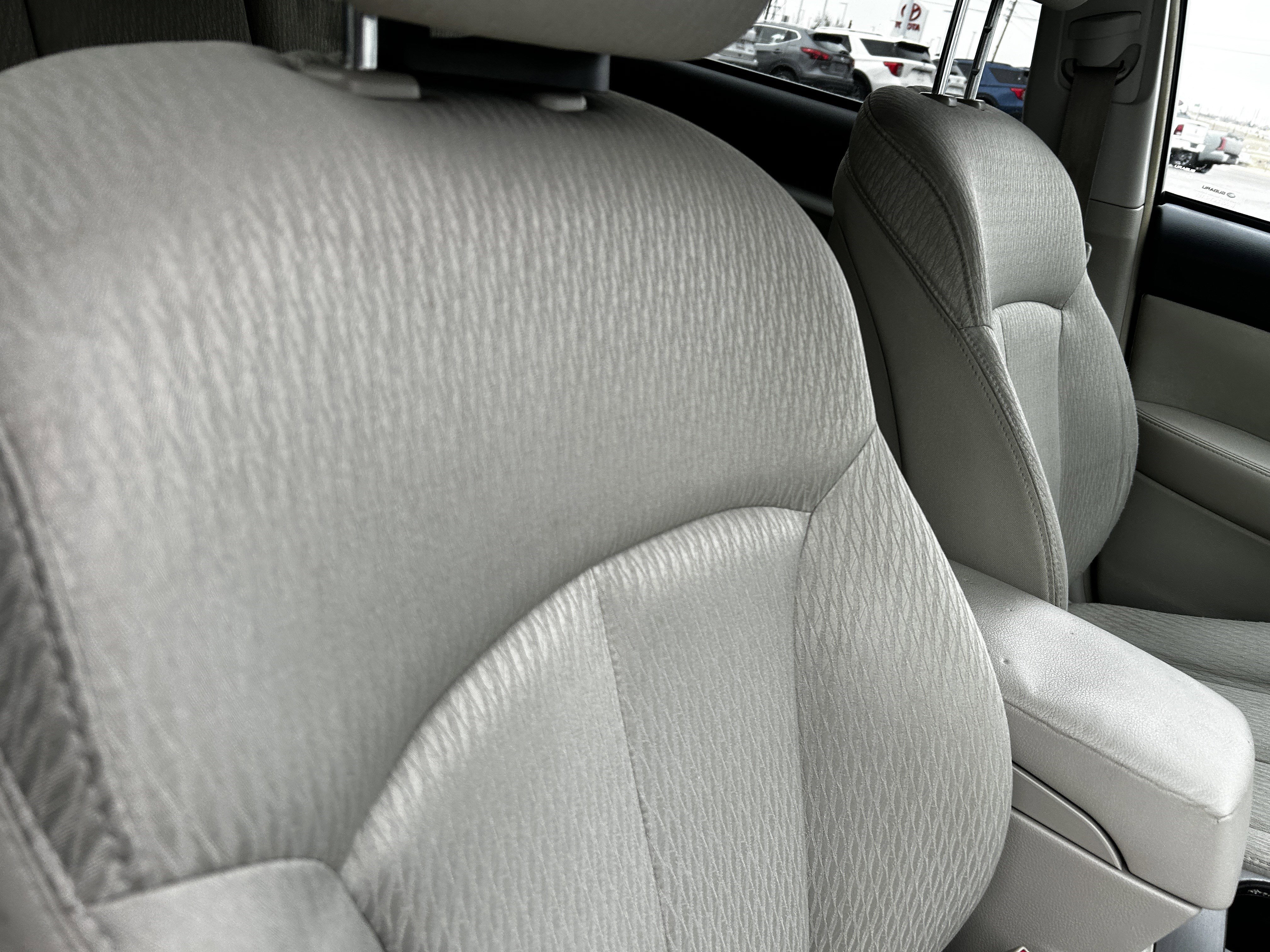 Used 2012 Subaru Outback 2.5i Premium image 13