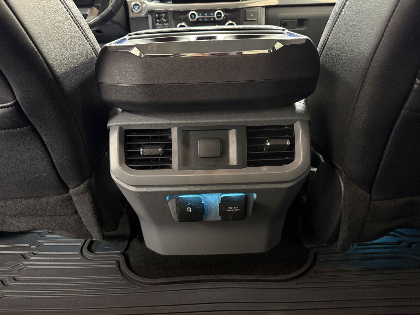 Used 2024 Ford F150 Lariat w/ Tow/Haul Package AWD/4WD image 25