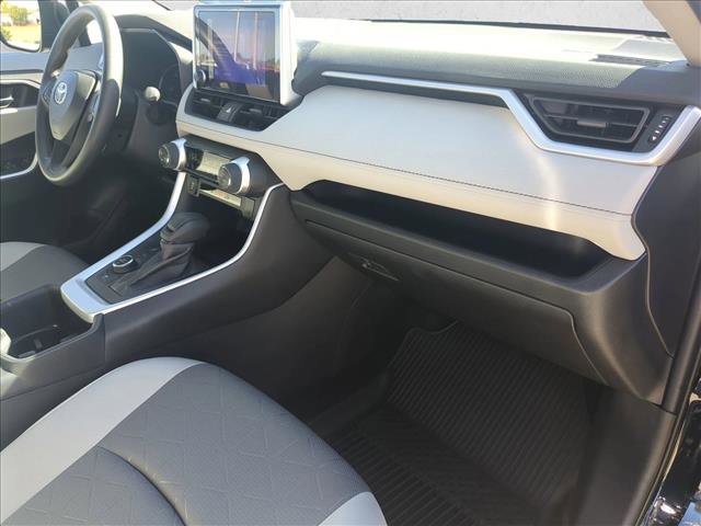 Used 2024 Toyota RAV4 XLE image 23