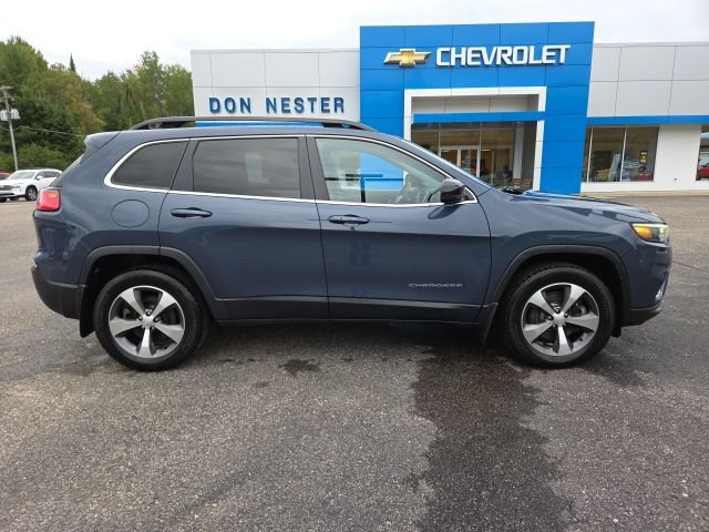 Used 2022 Jeep Cherokee Limited w/ Trailer Tow Group AWD/4WD image 26