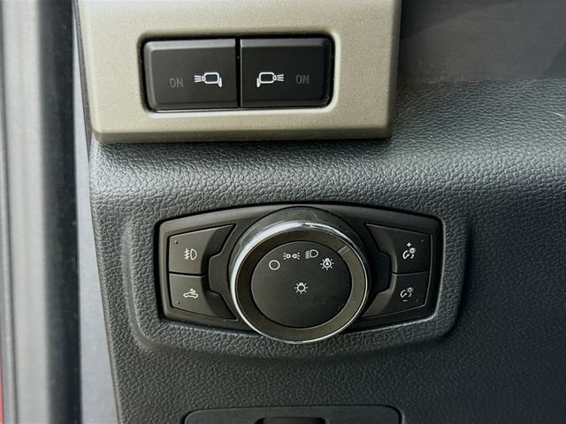 Used 2022 Ford F350 Lariat w/ Lariat Value Package AWD/4WD image 10