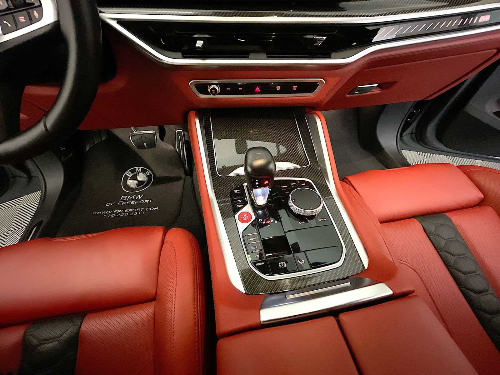 Used 2024 BMW X6 M Competition w/ Executive Package image 18