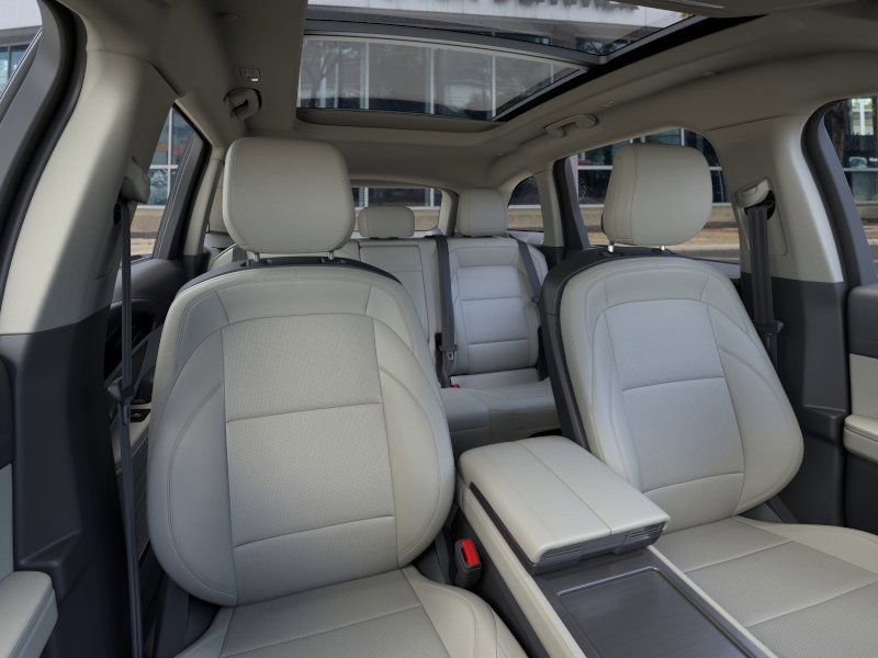 New 2026 Lincoln Nautilus Premier w/ Equipment Group 102A AWD/4WD image 10