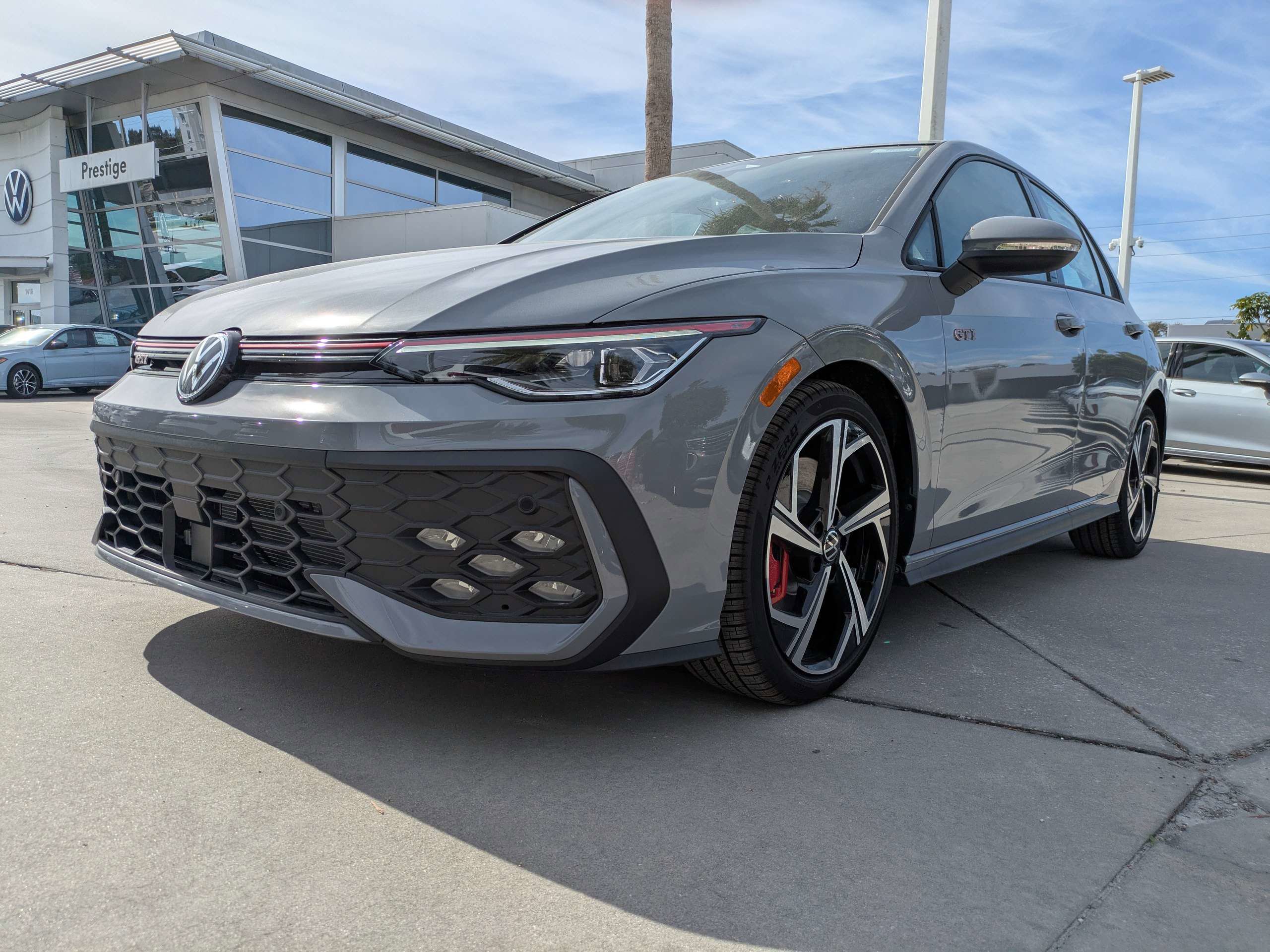 New 2026 Volkswagen GTI SE FWD image 8
