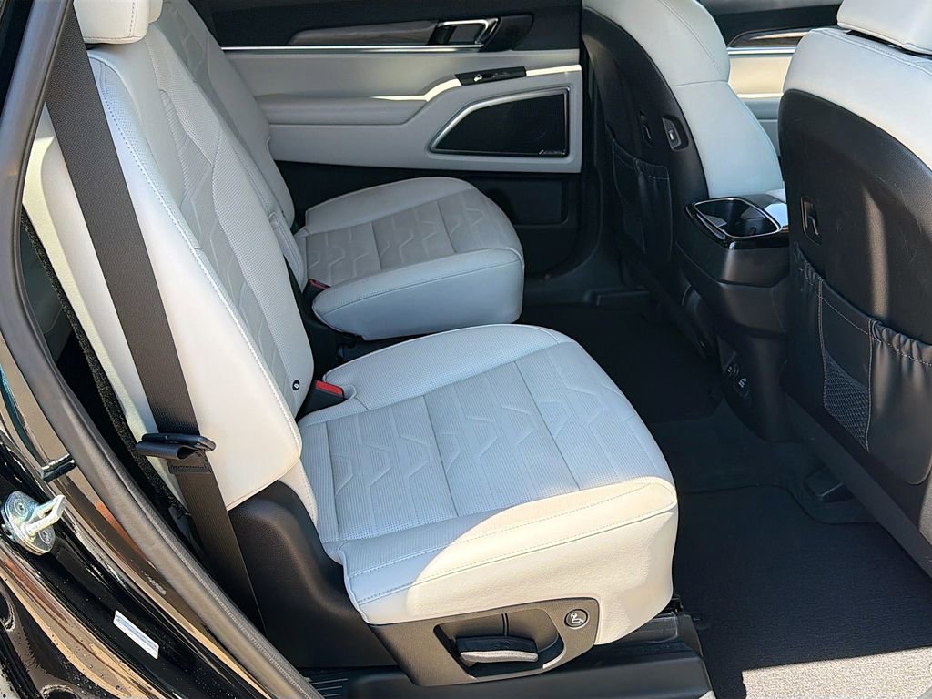 Used 2022 Kia Telluride SX w/ SX Prestige Package AWD/4WD image 35