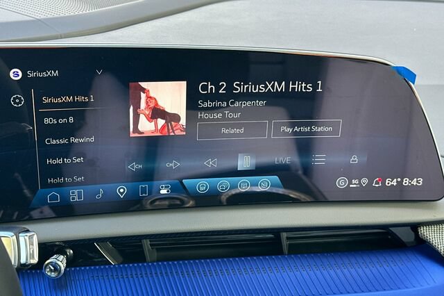New 2027 Cadillac Optiq Sport w/ LPO, Floor Liner Package AWD/4WD image 18