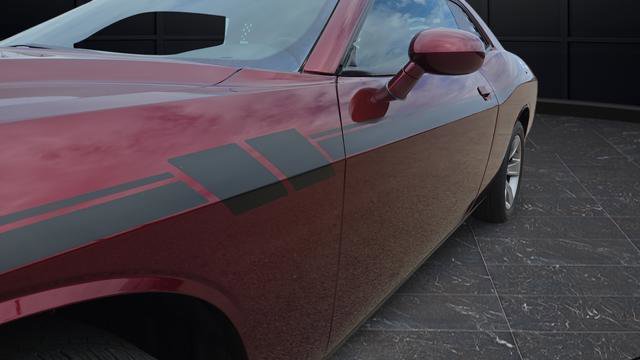 Used 2019 Dodge Challenger SXT RWD image 36