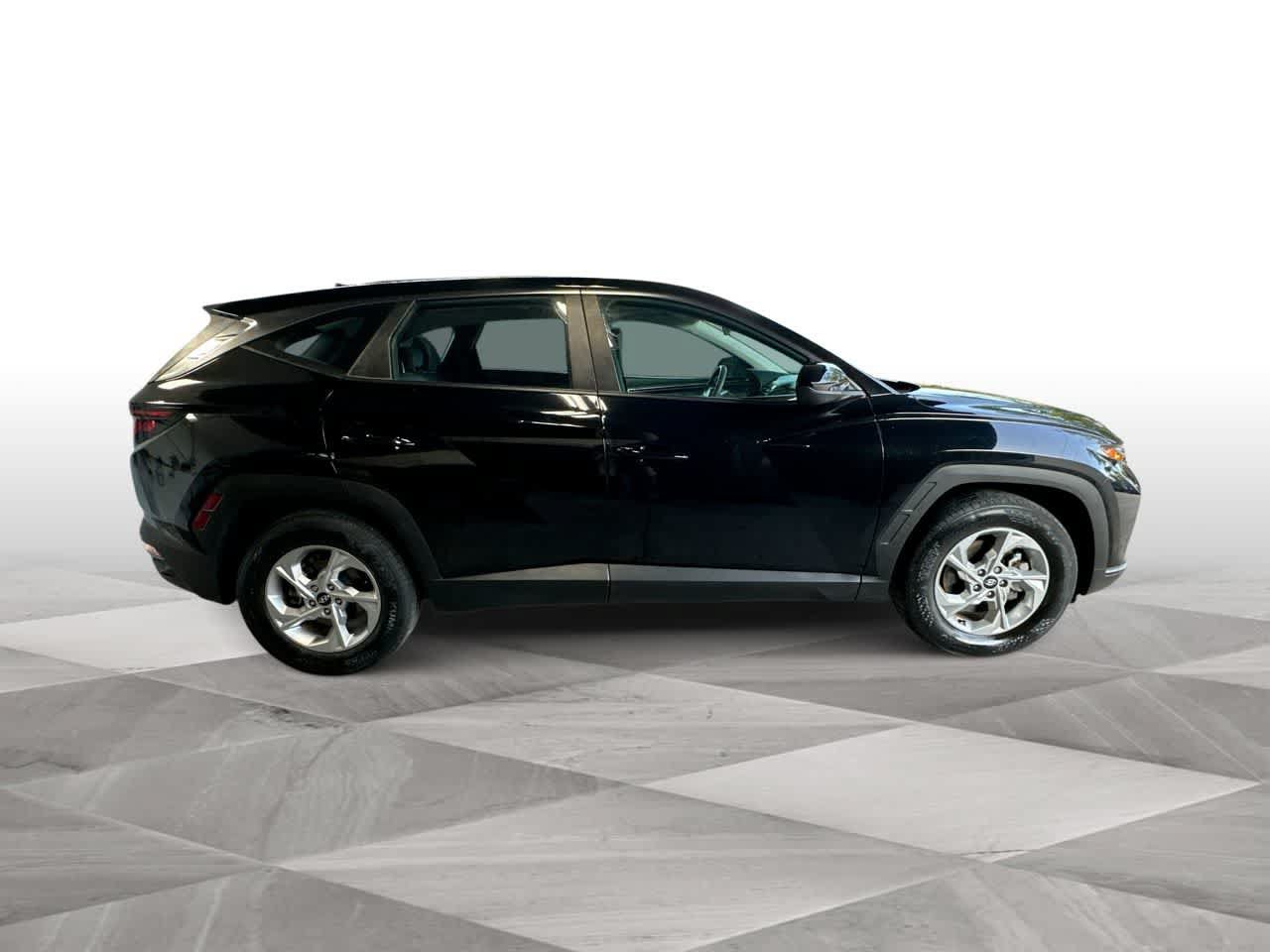 Used 2024 Hyundai Tucson SE FWD image 9