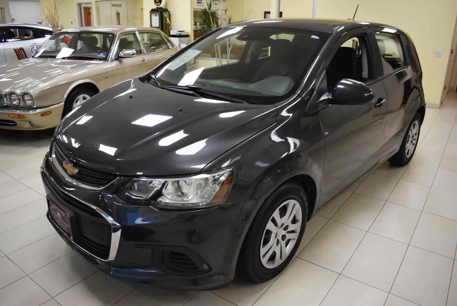 Used 2019 Chevrolet Sonic LT FWD image 8