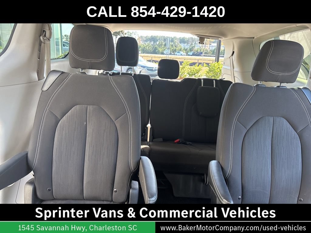Used 2024 Chrysler Voyager LX FWD image 27