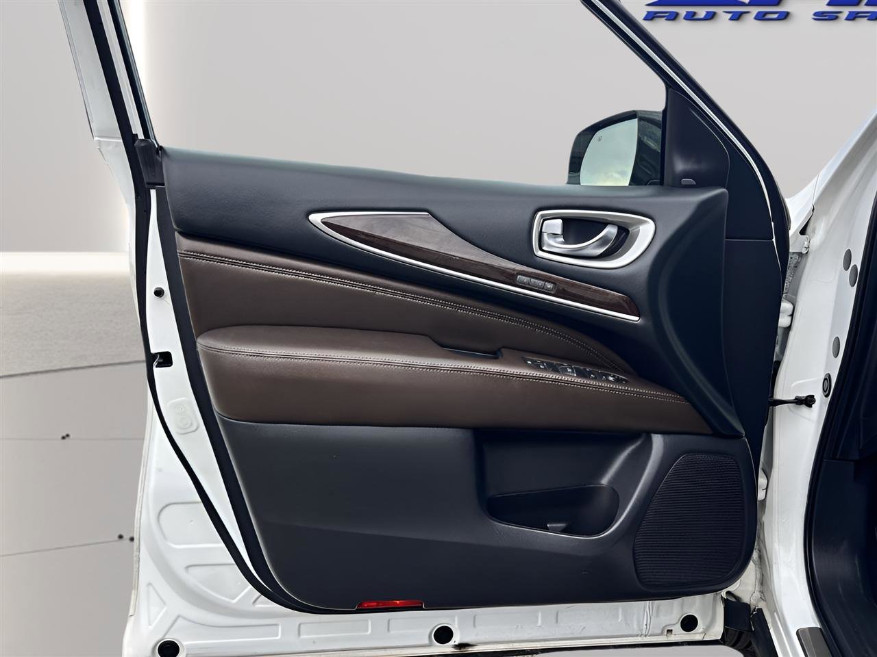 Used 2018 INFINITI QX60 Luxe w/ Deluxe Technology Package image 32