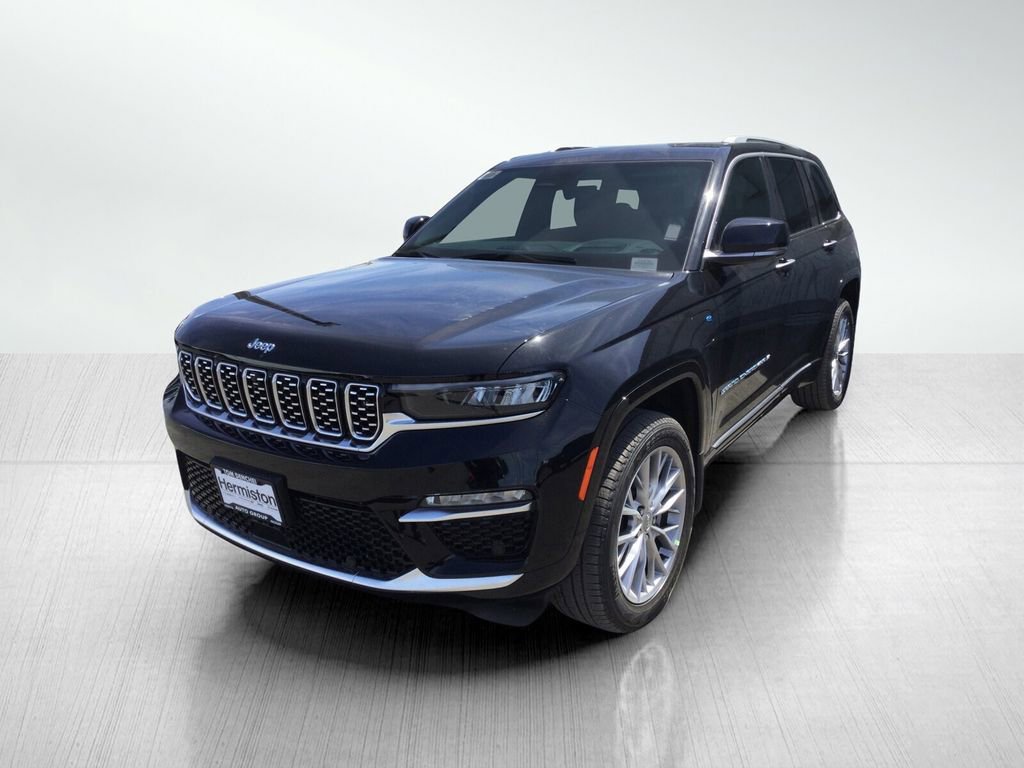 New 2023 Jeep Grand Cherokee Summit w/ Advanced Protech Group IV AWD/4WD image 2